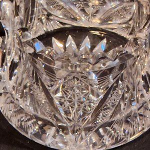 BEAUTIFUL VINTAGE CUT LEAD CRYSTAL GLASS SUGAR BOWL #1218